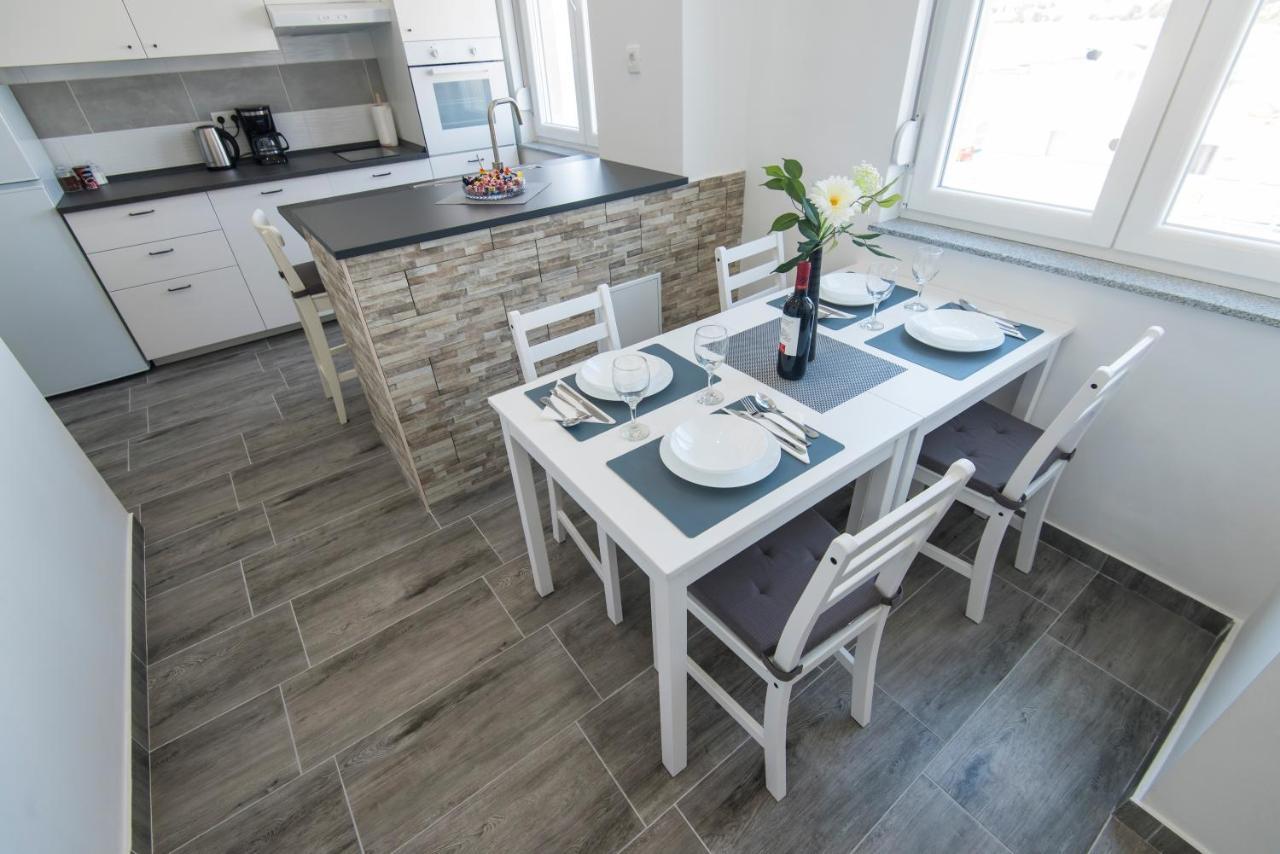 Pleasure Sea View Apartment 扎达尔 外观 照片