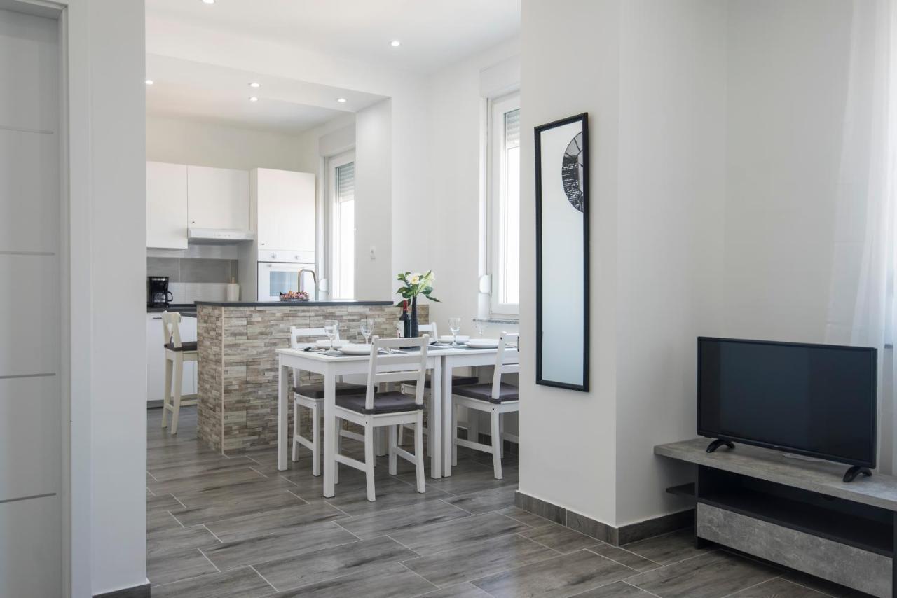 Pleasure Sea View Apartment 扎达尔 外观 照片